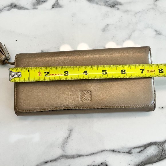 Loewe Anagram Tassel Leather Long Wallet in Light Gold - Picture 12 of 13